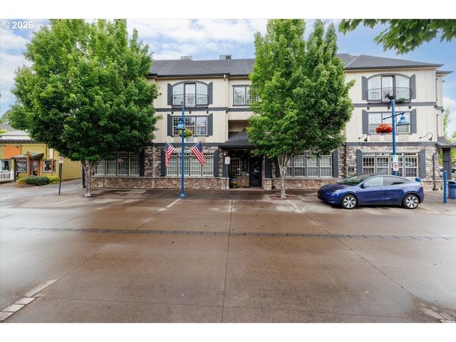 22582 Sw MAIN St 303, Sherwood, OR 97140