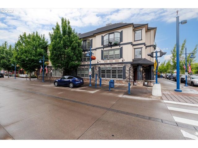 22582 Sw MAIN St 303, Sherwood, OR 97140