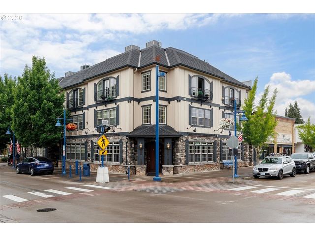 22582 Sw MAIN St 303, Sherwood, OR 97140