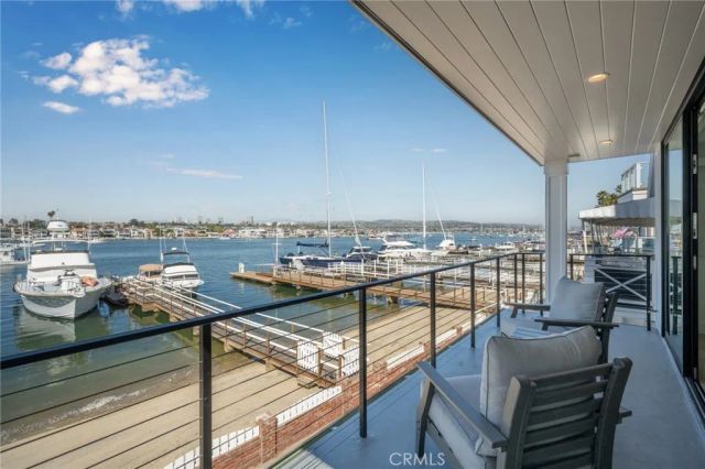 413 E Edgewater Avenue, Newport Beach, CA 92661