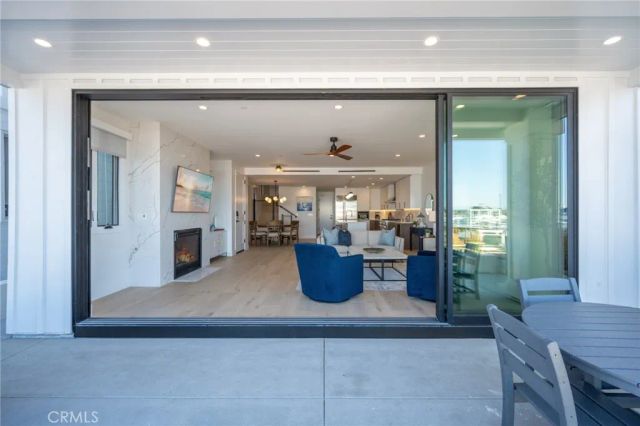 413 E Edgewater Avenue, Newport Beach, CA 92661