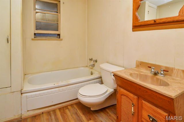 8627 Lower Marine Road, St Jacob, IL 62281