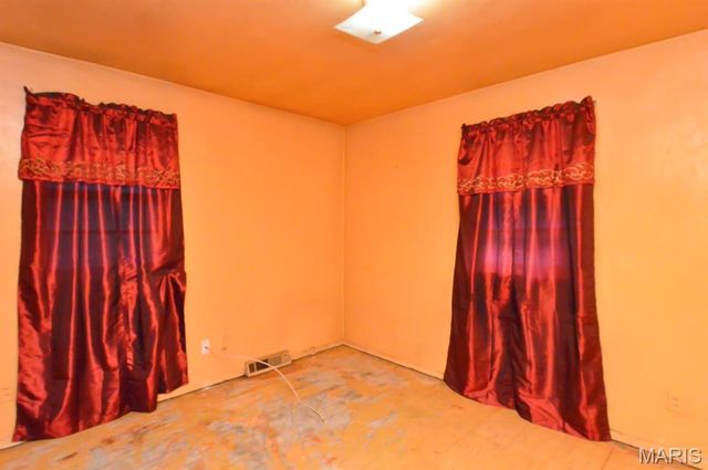 8627 Lower Marine Road, St Jacob, IL 62281