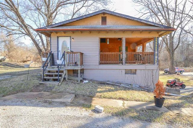 8627 Lower Marine Road, St Jacob, IL 62281