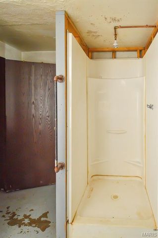 8627 Lower Marine Road, St Jacob, IL 62281