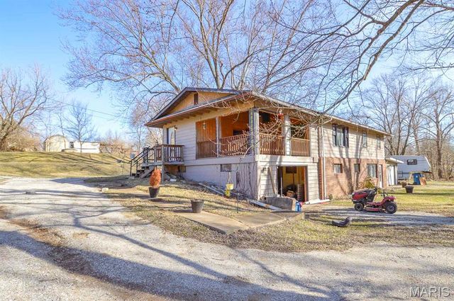 8627 Lower Marine Road, St Jacob, IL 62281