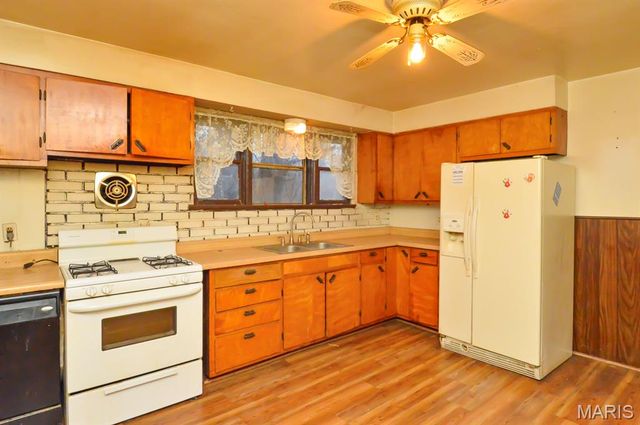 8627 Lower Marine Road, St Jacob, IL 62281