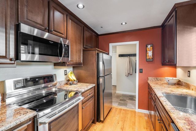 290 Bonita Lane, Foster City, CA 94404