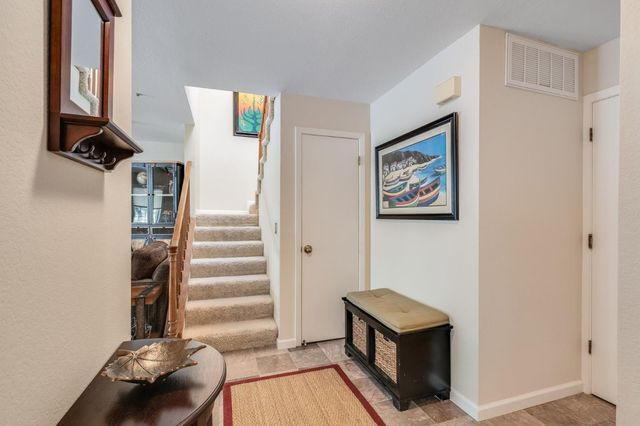 290 Bonita Lane, Foster City, CA 94404
