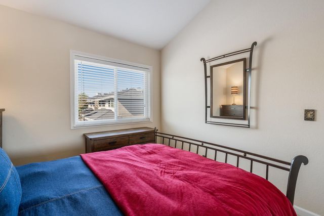 290 Bonita Lane, Foster City, CA 94404