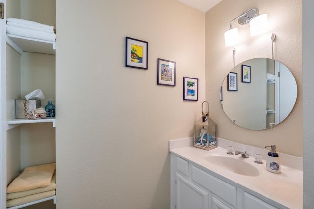 290 Bonita Lane, Foster City, CA 94404