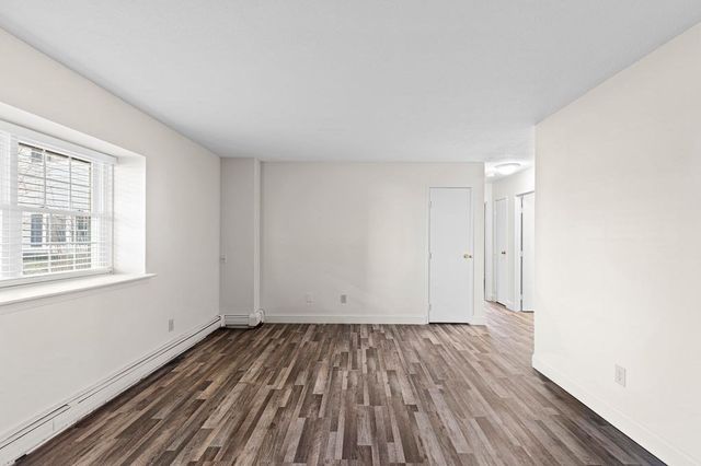 15 Chapel Hill Dr 1, Plymouth, MA 02360