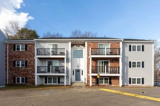 15 Chapel Hill Dr 1, Plymouth, MA 02360