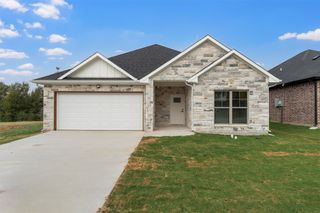 709 N College, West, TX 76691