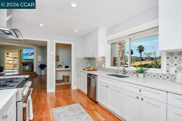 4161 Leon Drive, Clayton, CA 94517