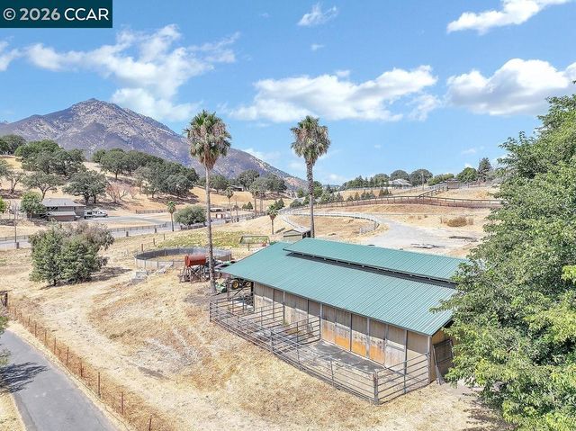 4161 Leon Drive, Clayton, CA 94517