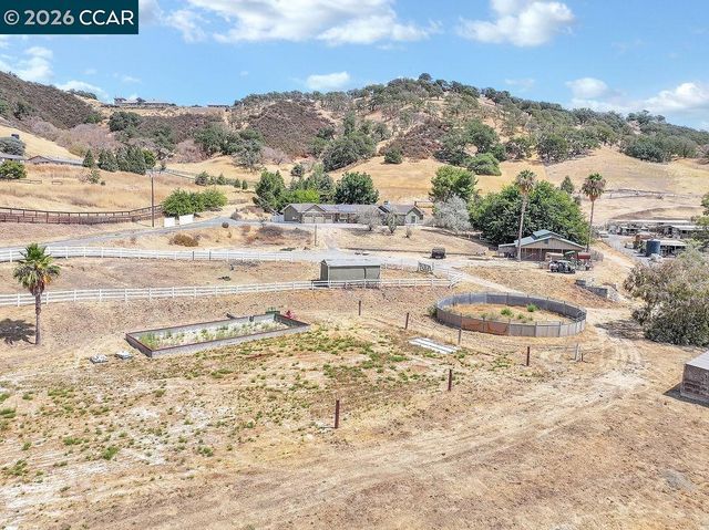 4161 Leon Drive, Clayton, CA 94517