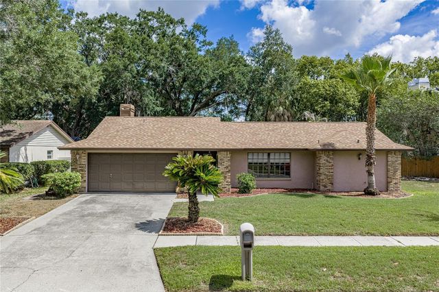 1737 SHADY LEAF DRIVE, Valrico, FL 33596
