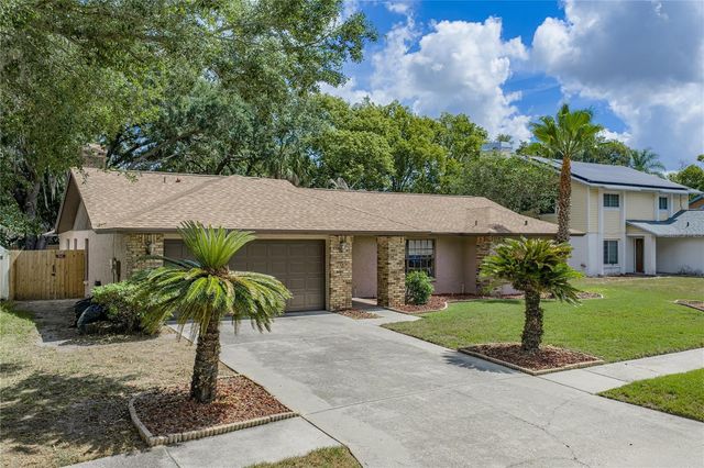 1737 SHADY LEAF DRIVE, Valrico, FL 33596
