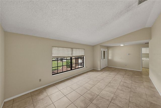 1737 SHADY LEAF DRIVE, Valrico, FL 33596