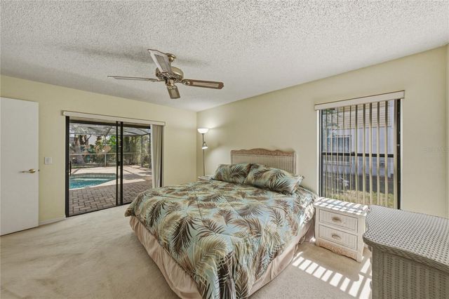 1737 SHADY LEAF DRIVE, Valrico, FL 33596