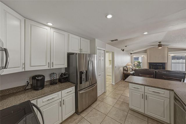 1737 SHADY LEAF DRIVE, Valrico, FL 33596