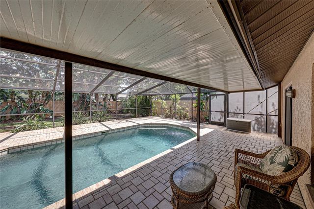 1737 SHADY LEAF DRIVE, Valrico, FL 33596