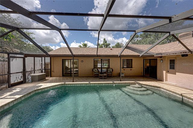 1737 SHADY LEAF DRIVE, Valrico, FL 33596