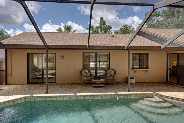 1737 SHADY LEAF DRIVE, Valrico, FL 33596