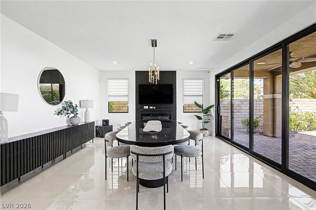 558 Green Sage Way, Las Vegas, NV 89138