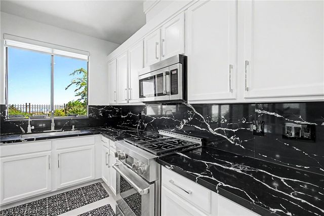 558 Green Sage Way, Las Vegas, NV 89138