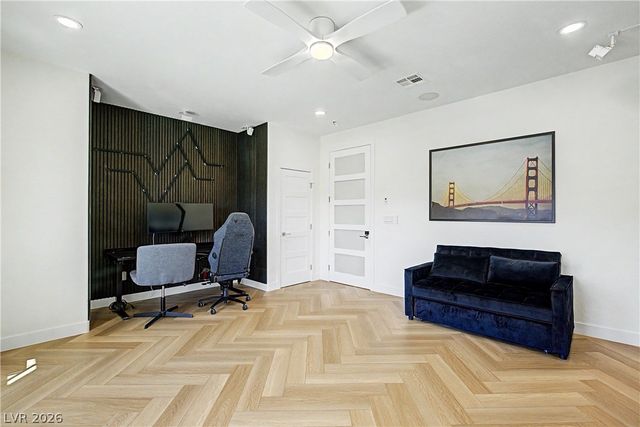 558 Green Sage Way, Las Vegas, NV 89138