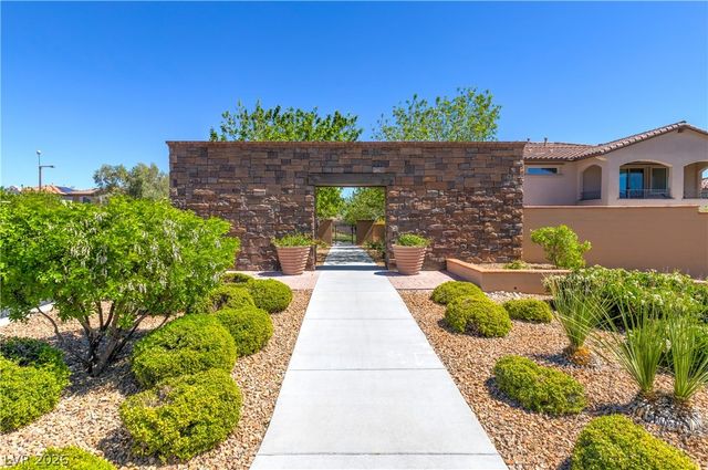 558 Green Sage Way, Las Vegas, NV 89138