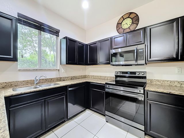 1366 NW 214TH Terrace, Miami Gardens, FL 33169