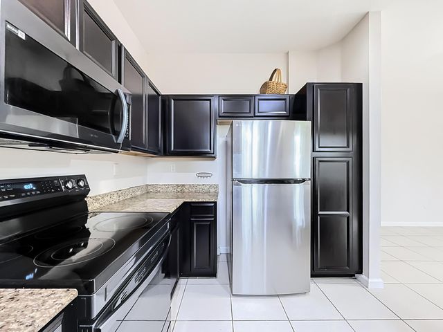 1366 NW 214TH Terrace, Miami Gardens, FL 33169