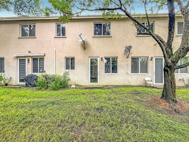 1366 NW 214TH Terrace, Miami Gardens, FL 33169