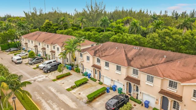 1366 NW 214TH Terrace, Miami Gardens, FL 33169