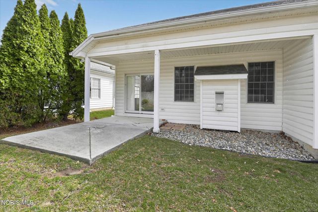 4 Bent Creek Crossing, Sylvania, OH 43560