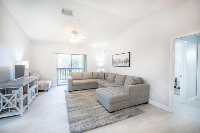 7667 N Wickham Road 1219, Melbourne, FL 32940