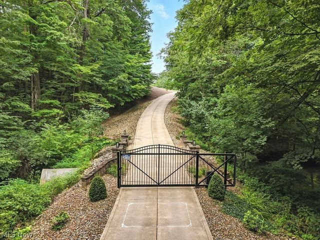 6316 Brynwood Drive, Medina, OH 44256