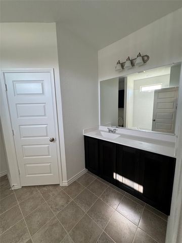 504 Saddle Lane, Denton, TX 76205