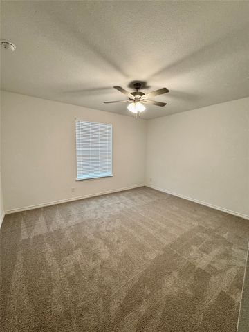 504 Saddle Lane, Denton, TX 76205