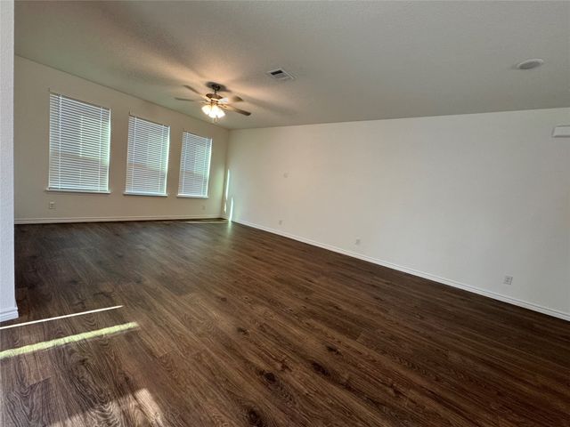 504 Saddle Lane, Denton, TX 76205