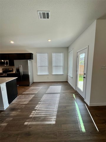 504 Saddle Lane, Denton, TX 76205