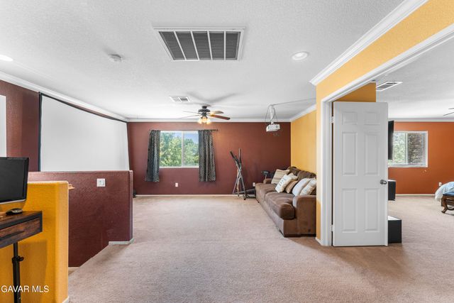 3618 E Avenue H9, Lancaster, CA 93535