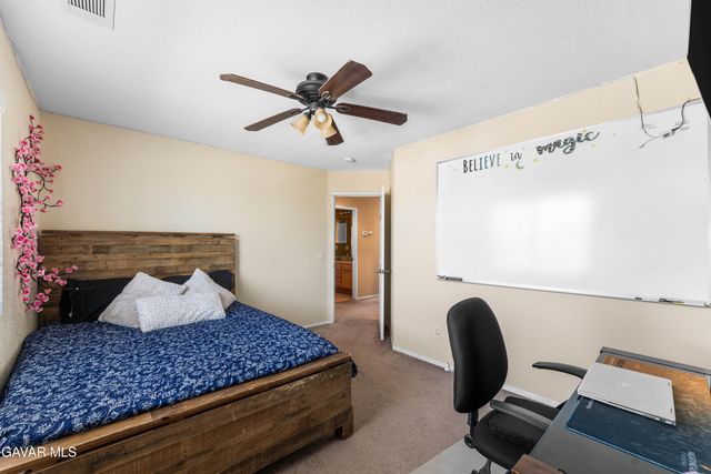 3618 E Avenue H9, Lancaster, CA 93535