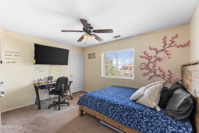 3618 E Avenue H9, Lancaster, CA 93535