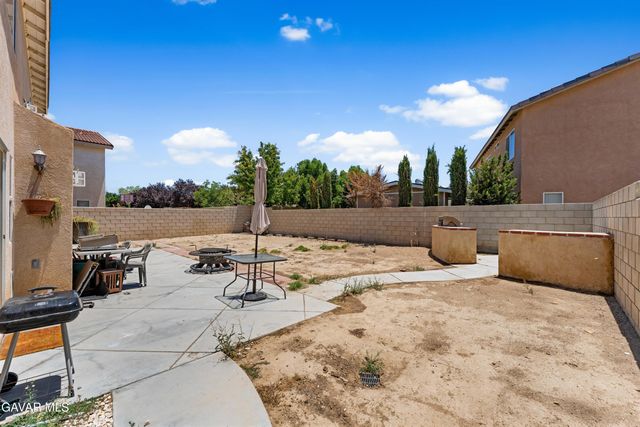 3618 E Avenue H9, Lancaster, CA 93535