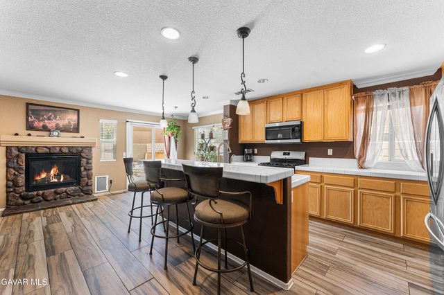 3618 E Avenue H9, Lancaster, CA 93535