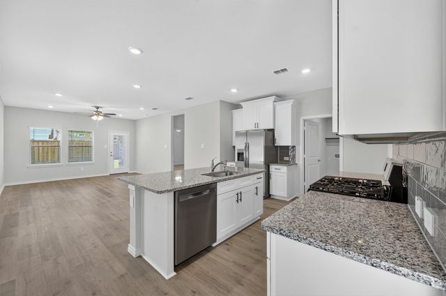 825 Apeldoorn Trail, Little Elm, TX 75068